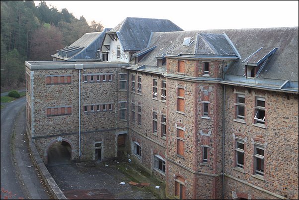 Façade nord vue depuis les chambres