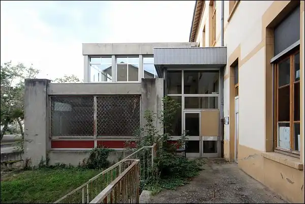 Hôpital abandonné
