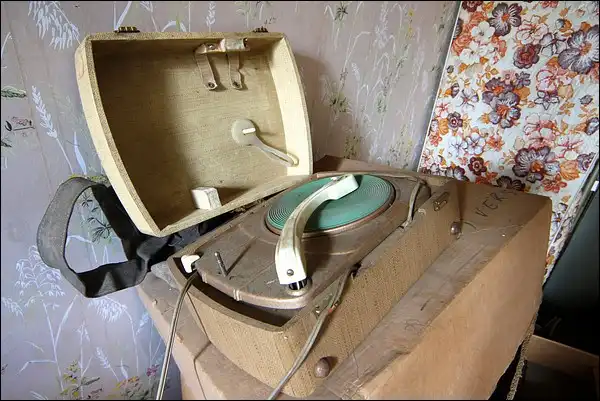 Tourne-disque en urbex