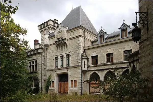 Château abandonné