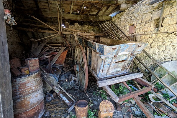 La grange abandonnée